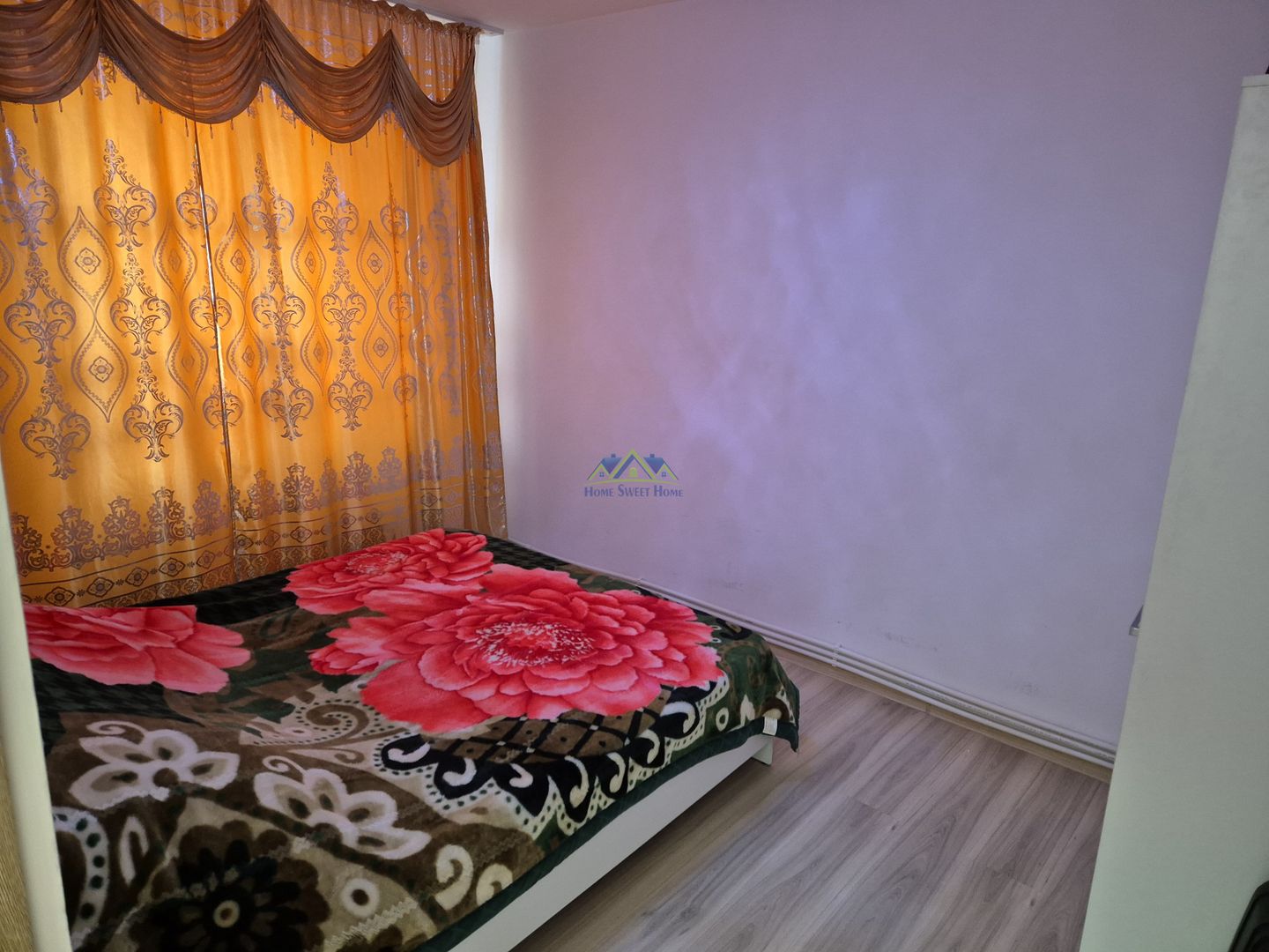 Inchiriez apartament 2 camere semi, pe Pietonala, et 1, 40mp, mobilat - Poză 4