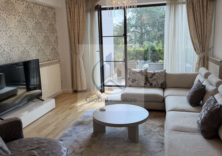 Inchiriere apartament 3 camere - Poză 1