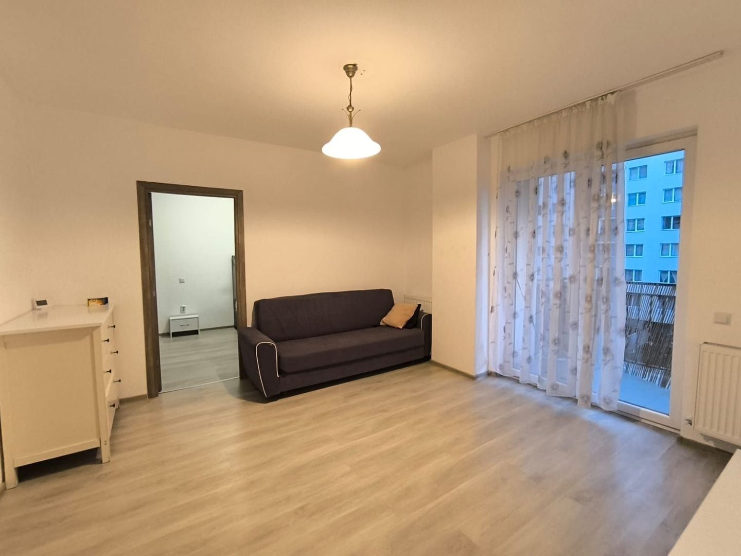 Apartament de inchiriat cu 3 camere si garaj strada Oasului 90 - Poză 2