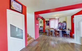 Proprietate pe 2 niveluri, curte individuala si garaj, cartier linistit, Rasnov. - Poză 17