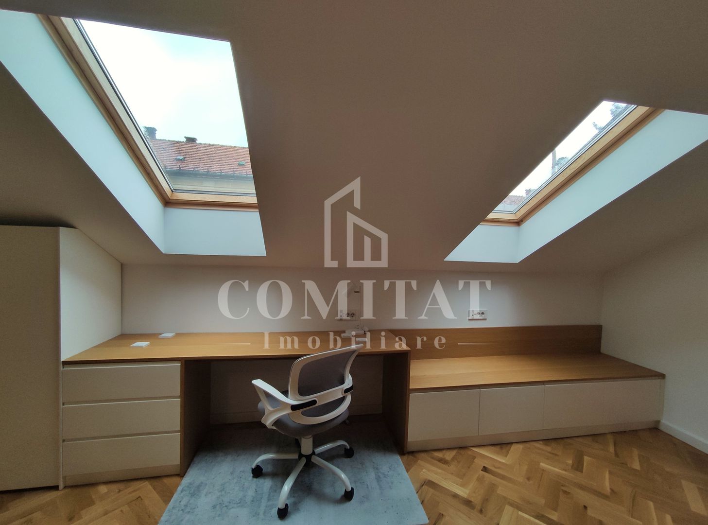 Apartament ultrafinisat în zona ultracentrală | Scară interioară - Poză 3