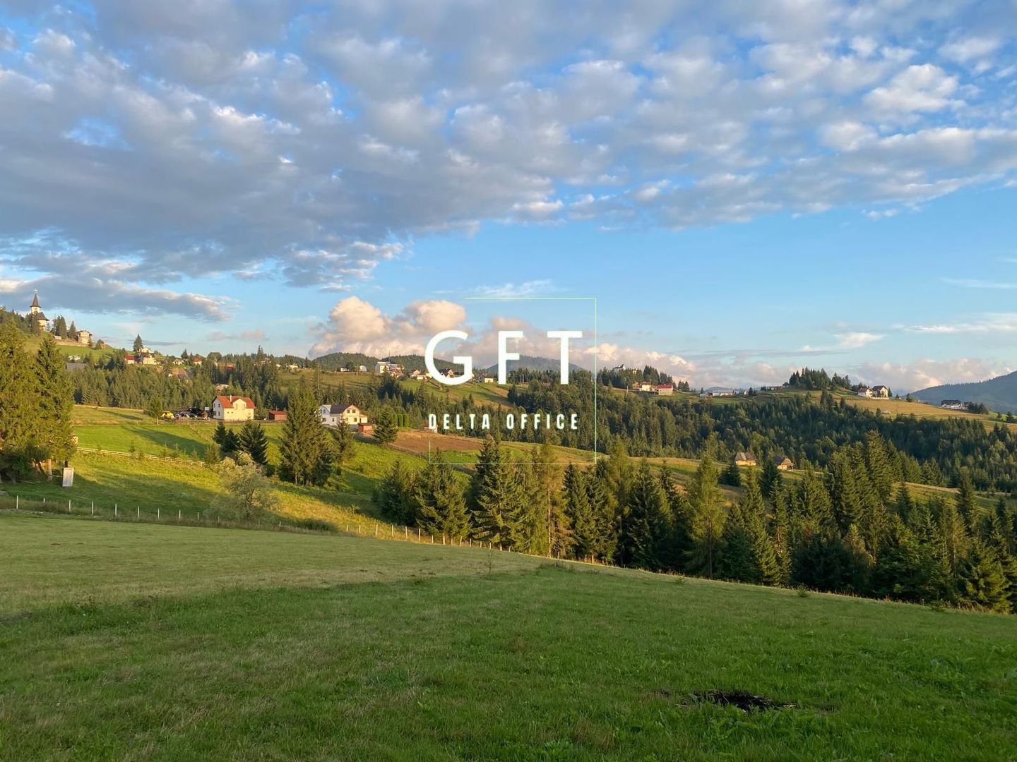 Teren intravilan 4000 mp-ideal cabane, pensiune-Piatra Fantanele - Poză 2