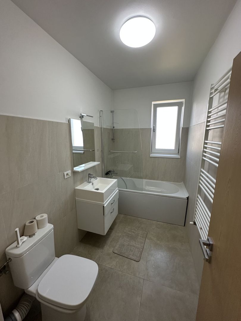 APARTAMENT DEOSEBIT - Poză 6