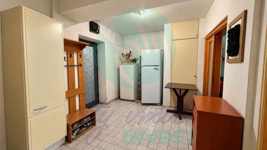 2 camere | Bd. Unirii | 79 mp | Decomandat | Vedere liberă | Etaj 1 - Poză 4