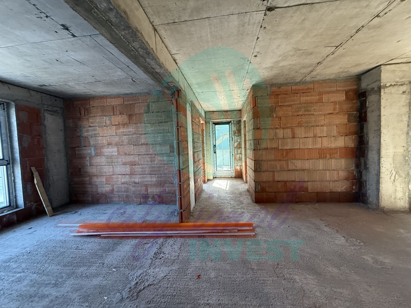 2 camere cu terasa de 17 m langa PARC si METROU cu parcare si boxa - Poză 8