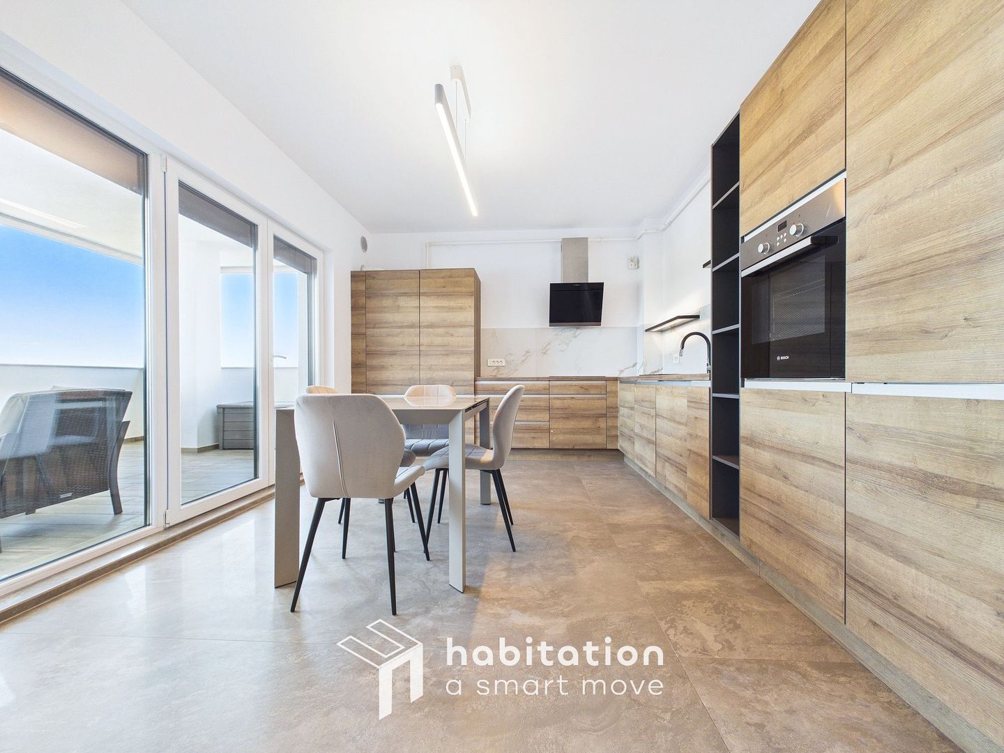 Penthouse elegant si primitor, cu un view spectaculos, in zona Lipovei - Poză 3