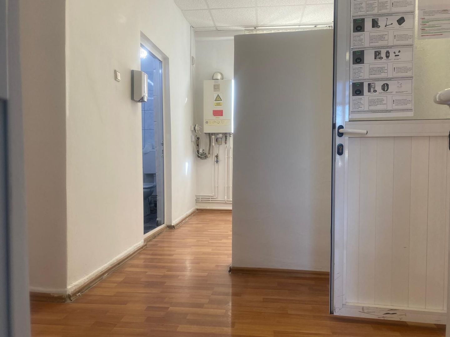 Oportunitate! Vanzare spatiu comercial in centrul orasului Targoviste! - Poză 6