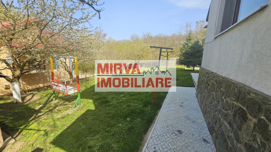 🏡 VILĂ ELEGANTĂ CU PRIVELIȘTE DEOSEBITĂ – VALENII DE MUNTE - Poză 24