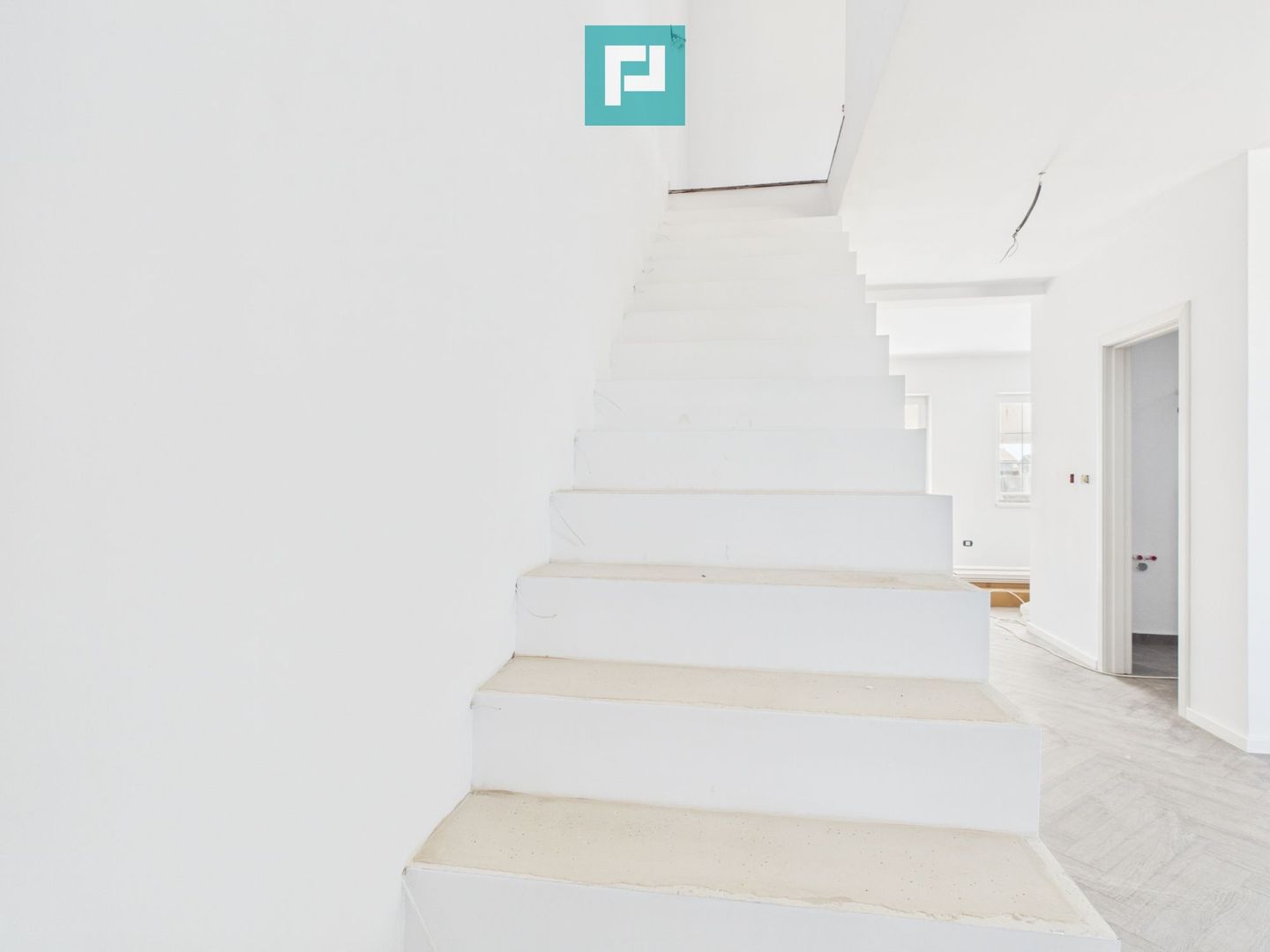 Duplex cu 4 camere Urseni-Moșnița Nouă - Poză 7
