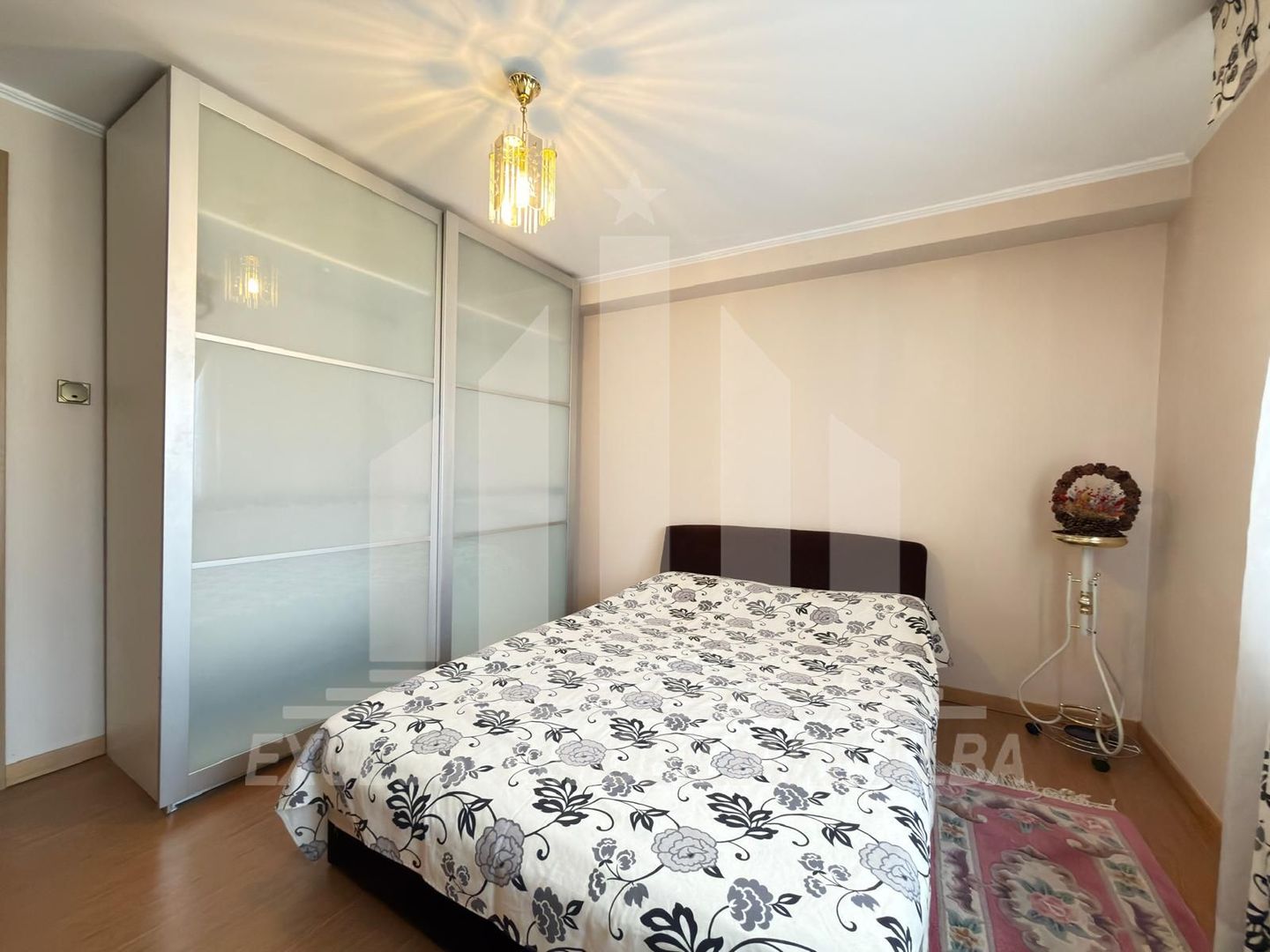 Apartament 2 camere decomandate | 50 mp | Etaj 2 | Cetate-Piata - Poză 2