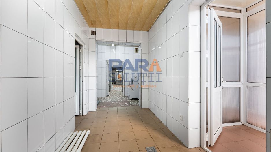 Spațiu de producție cu dotări complete: brutărie, patiserie și magazin - Poză 12