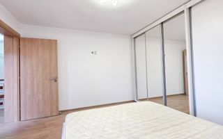 Casă modernă și luminoasă (2015) cu foișor și curte | Strada Teiului - Poză 3