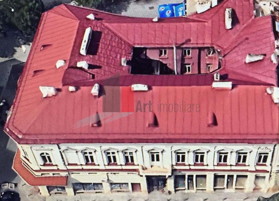 Cladire Universitate KM 0 - Poză 4