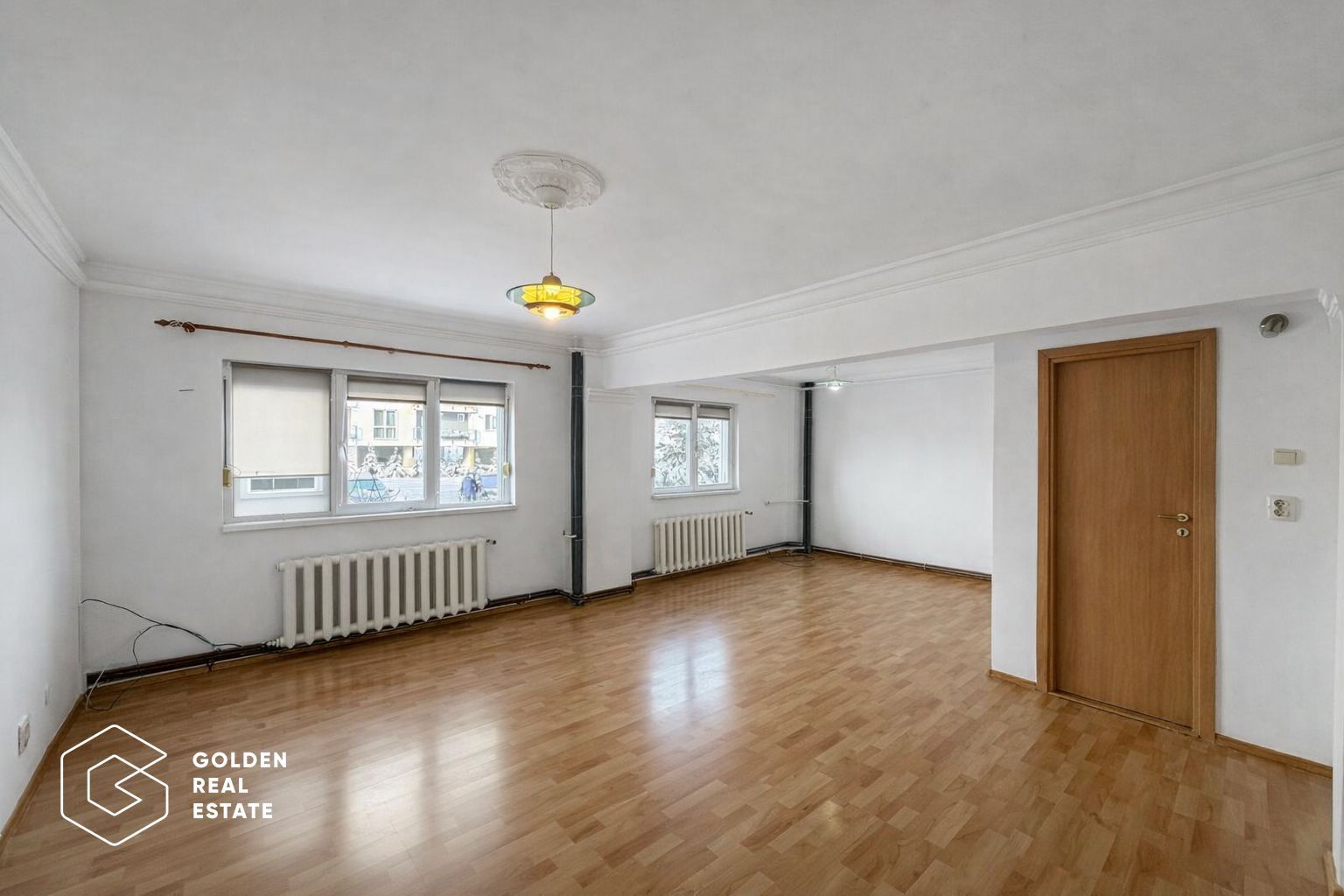 Apartament 4 camere, Micalaca, zona 100 - Poză 1