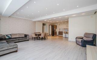 Chirie, apartament, 4 camere, str. Bucureşti, Centru - Poză 3