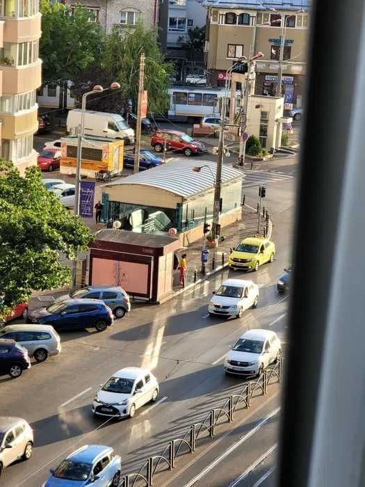 Apartament de vanzare - Stefan cel Mare, la gura de metrou - Poză 2