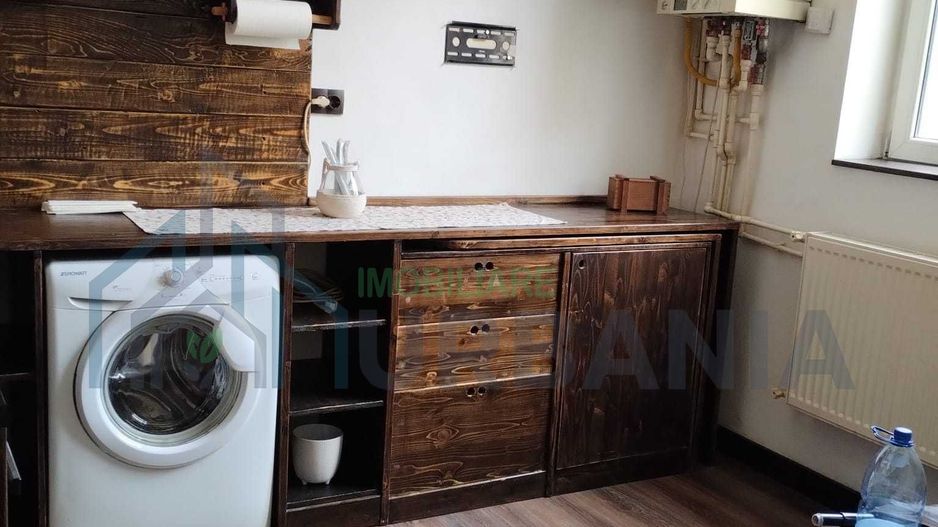 Garsonieră cu mansardă în Copou, lângă Liceul Negruzzi, Iași – 450 € - Poză 2
