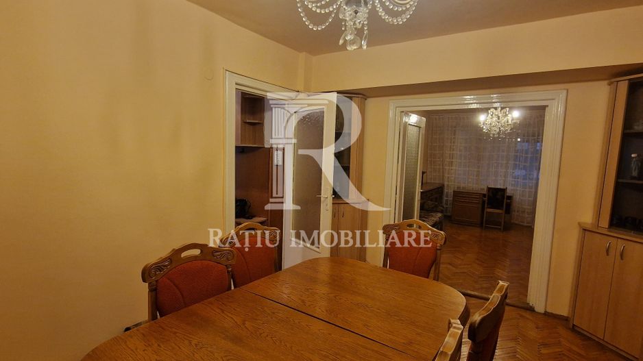 Apartament cu 4 camere | Decebal | 68 utili | Lift | Oradea - Poză 4