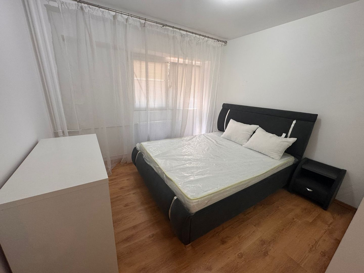 3 Camere Dristor ParkLake Renovat - Poză 3