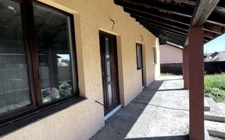 Vanzare casa P+M in Sendreni( in spatele Primariei), pret 99 000 euro - Poză 4