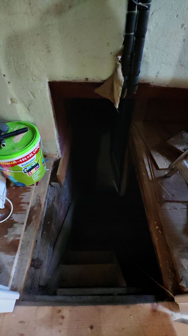 CASA SASEASCA comuna VULCAN,zona foarte buna,teren 3000 mp - Poză 3