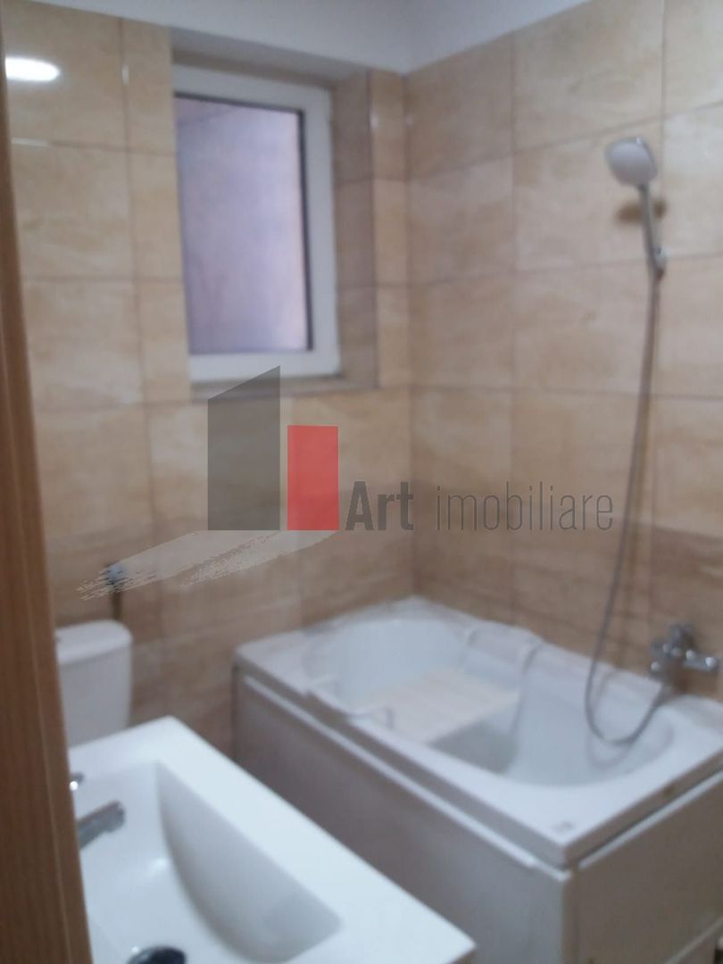 Apartament de 4 camere in vila - Poză 9