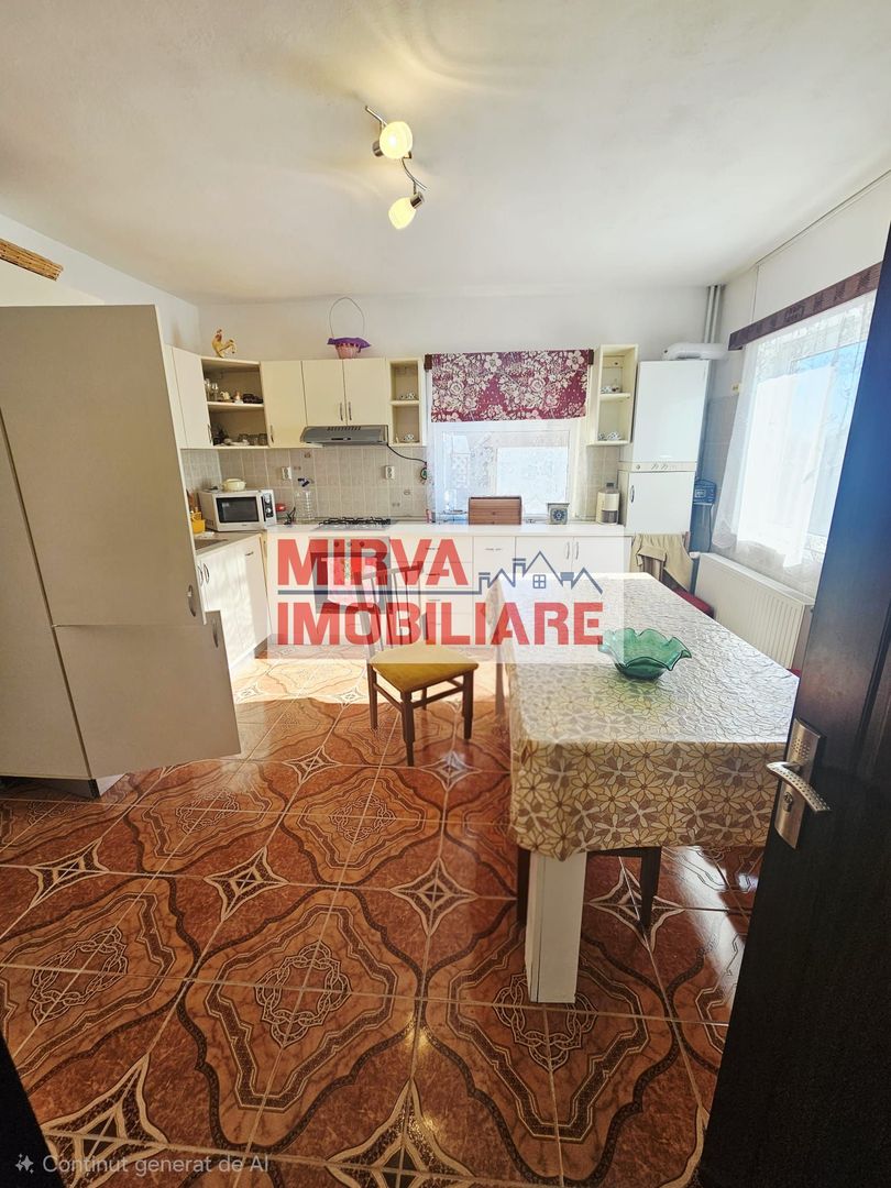 Casă 5 camere + teren generos 1700 mp – Ariceștii Rahtivani - Poză 10