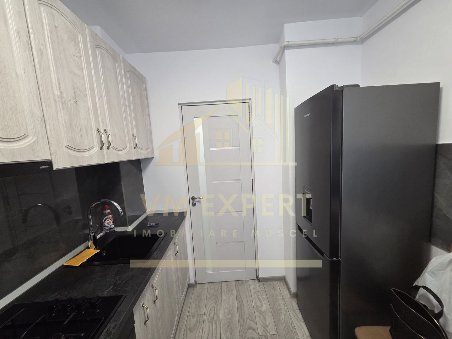 APARTAMENT 3 CAMERE ETAJ 2 CALEA BUCUREȘTI- PITEȘTI - Poză 8