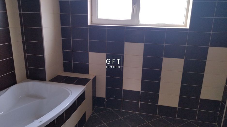 Casa 6 camere 221 mp-teren 1120 mp-terasa/balcon/garaj-Unirea - Poză 2