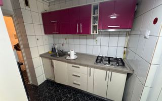 Apartament cu 3 camere,  decomandat, 54 mp, zona E-ON - Poză 9
