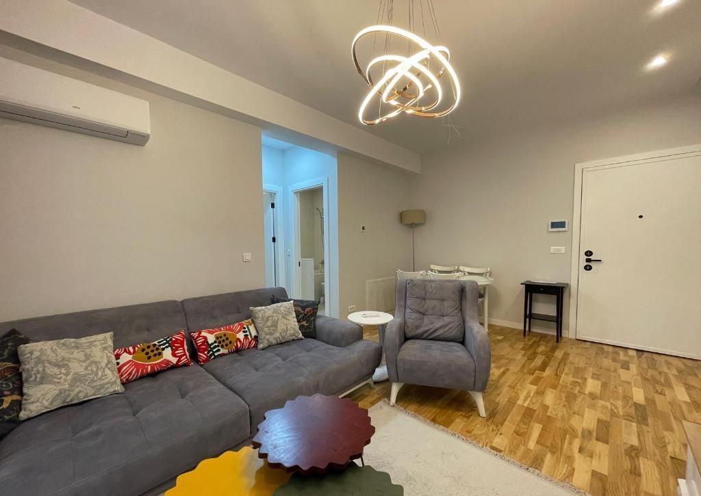 APARTAMENT 3 CAMERE ESCAPE RESIDENCE | CASA PRESEI - Poză 1