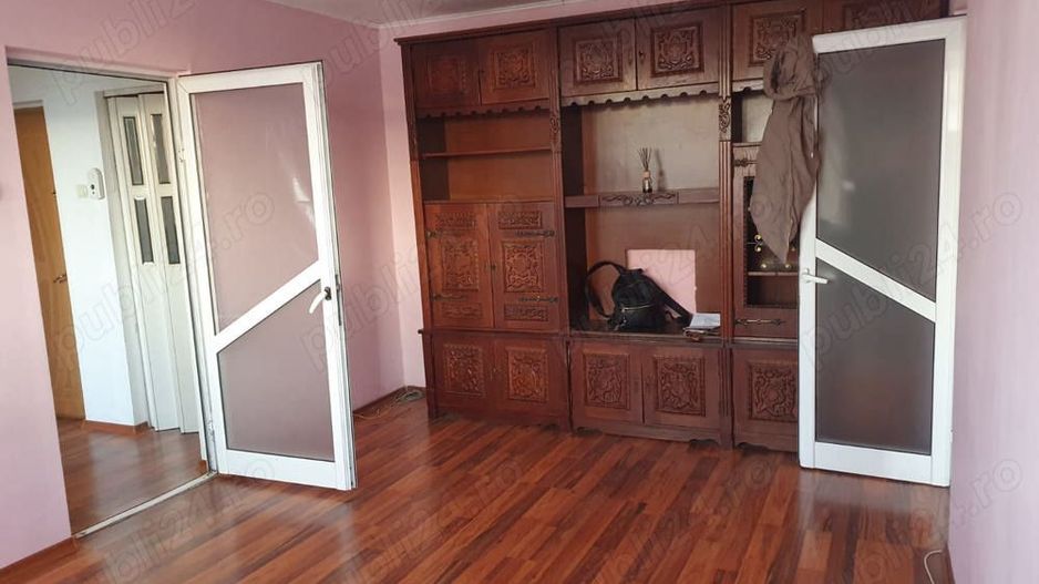 Apartament 2 camere, semidecomandat, Tiglina 1 - Poză 3