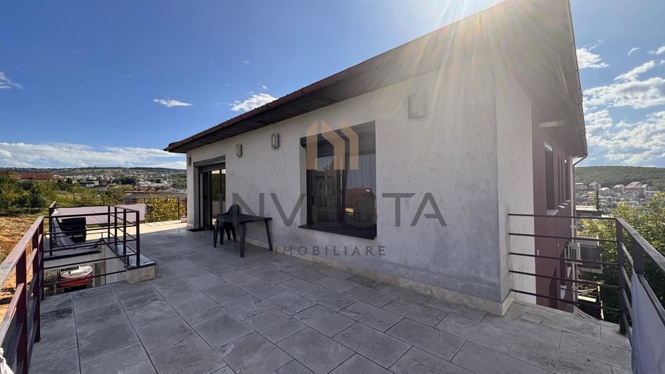 APARTAMENT DE TIP PENTHOUSE CU TERASA 60MP - Poză 11