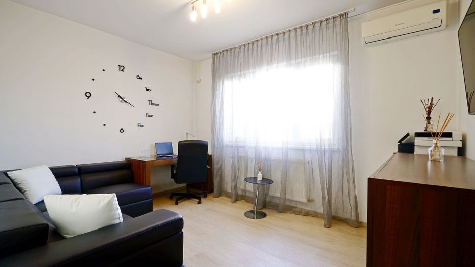 Ideal gradinita P+2, 8 cam, 6 dormt 6 bai, 3 garaje teren 650 mp, - Poză 13