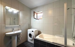 Apartament cu 2 camere in cartierul Andrei Muresanu ! - Poză 7