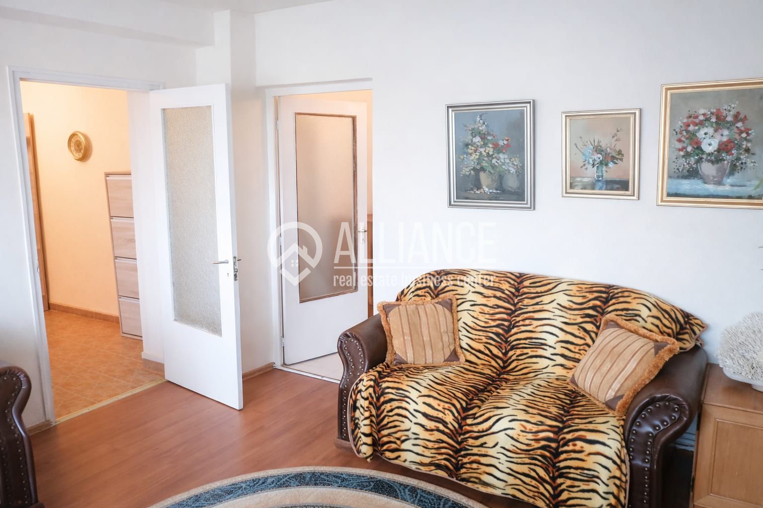 Apartament 2 camere de inchiriat -(COD 10) CENTRAL - Poză 2