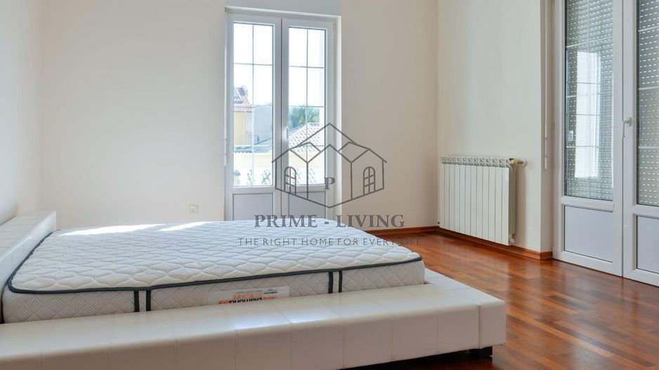 VILA DE LUX CU 6 DORMITOARE SI PISCINA + 800 MP CURTE LA INCHIRIRE - Poză 9