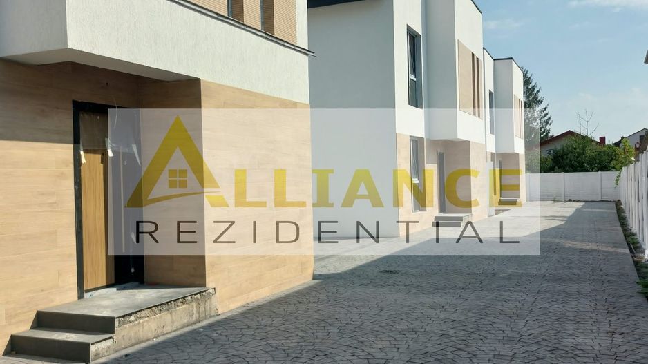 Casa individuala,tip mediteranian,la 2 minute de sos.Oltenitei si STB. - Poză 1