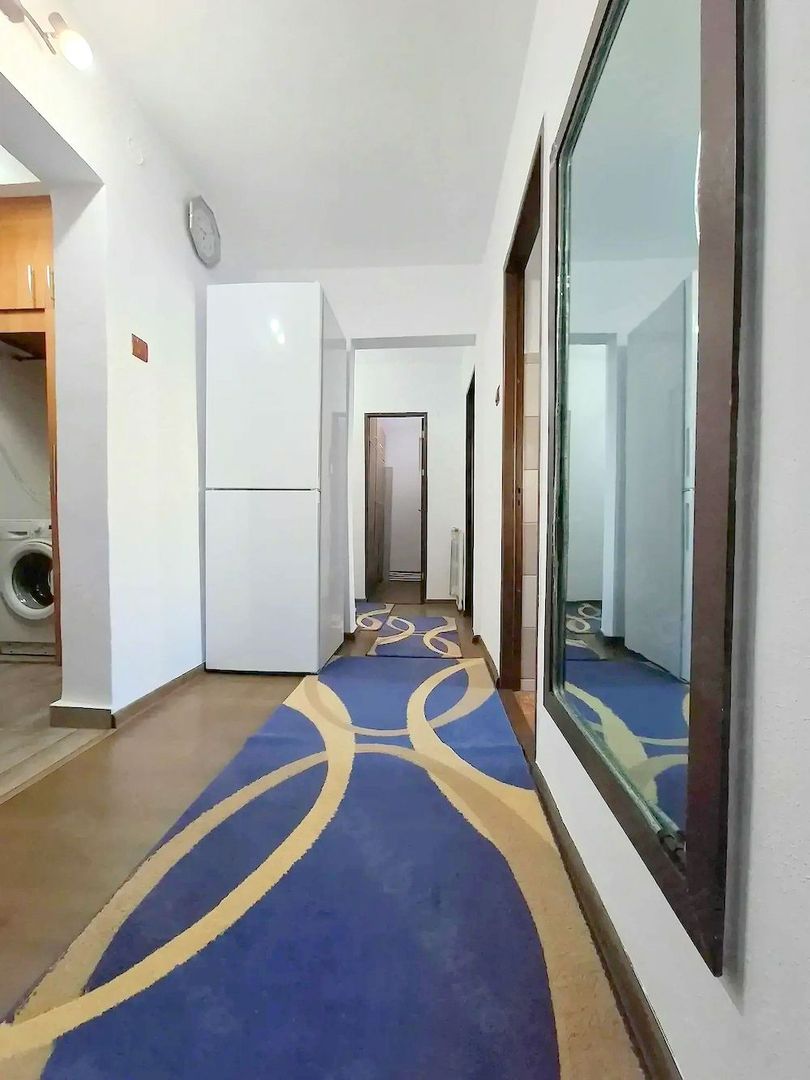 De inchiriat apartament cu 2 camere,  zona Spitalul judetean, et. 2, 450 E - Poză 6