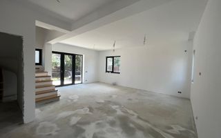 Vilă individuală modernă, P+1+M, cu curte generoasă  Tunari - Poză 8