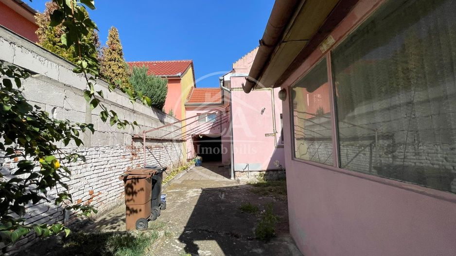 Casa de vanzare cu 4 camere in zona Nufaru,  Oradea - Poză 6