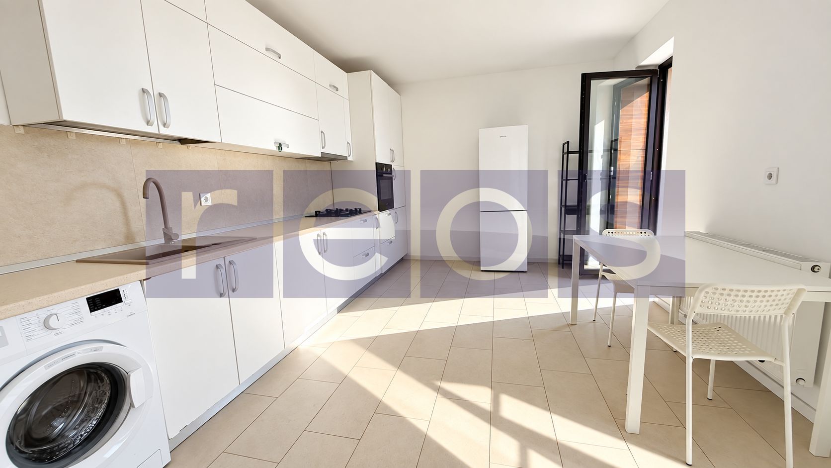 DE INCHIRIAT 3 CAMERE | TERASA  | PISCINA | PARCARE  | STR MARACINENI - Poză 5