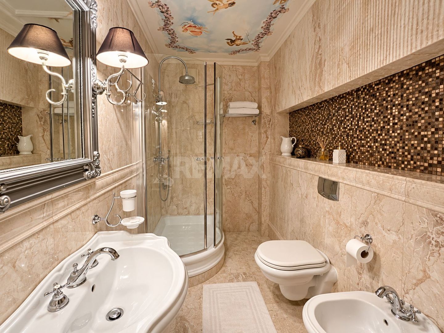 APARTAMENT EXCLUSIVIST CU 2 DORMITOARE ȘI LIVING– BD. ȘTEFAN CEL MARE ȘI SFÂNT - Poză 12