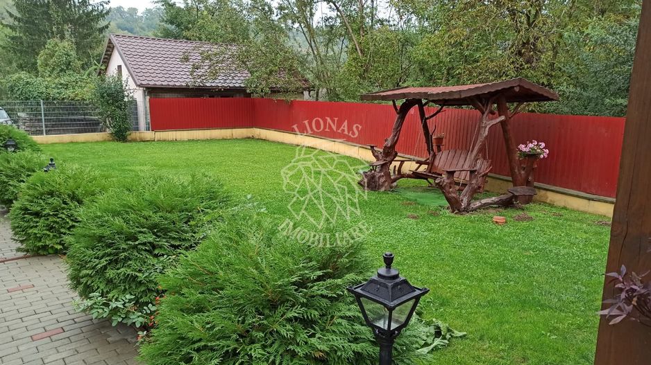 Apartament la casa 3 camere-curte-piscina-foisor-Zona Podul Jelnei - Poză 7