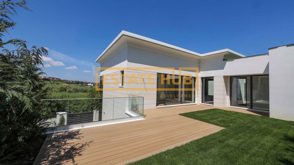 Vila in ansamblu exclusivist, acces la piscină și facilități premium - Poză 12