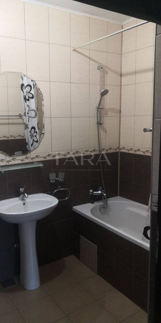 Apartament cu 2 camere, garaj subteran și boxă, Europa. - Poză 8