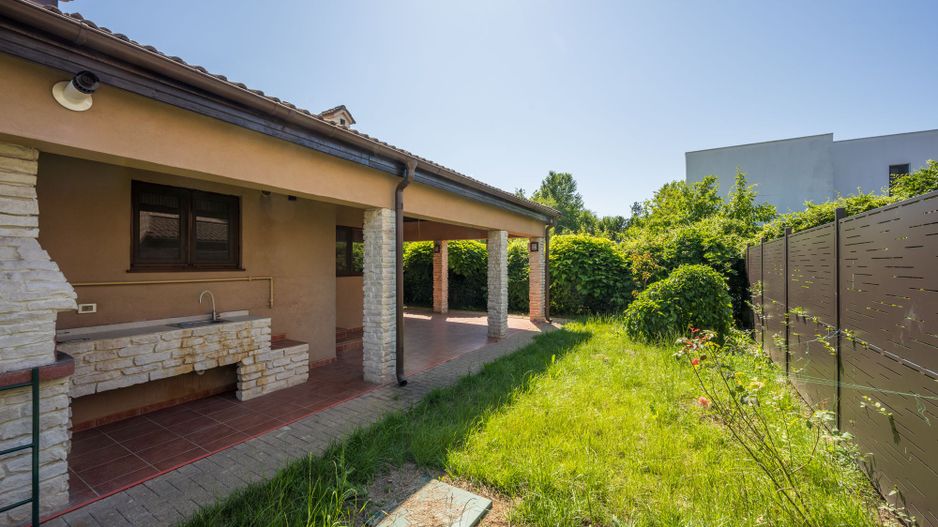 2 Vile individuale in Paradisul Verde P+M, caramida, ideal familii - Poză 36