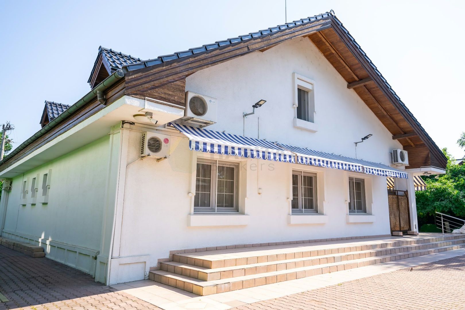 REȘEDINȚĂ DE EXCEPȚIE ÎN OTOPENI | 2.800 MP TEREN | ELEGANȚĂ, ARTĂ ȘI INTIMITATE - Poză 26
