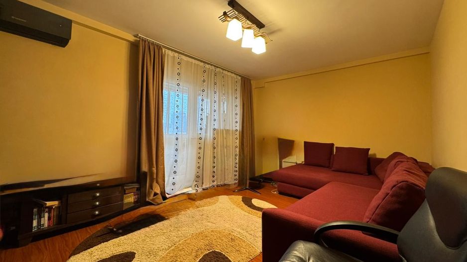 2 CAMERE || DECOMANDAT || AVIATIEI - Poză 1