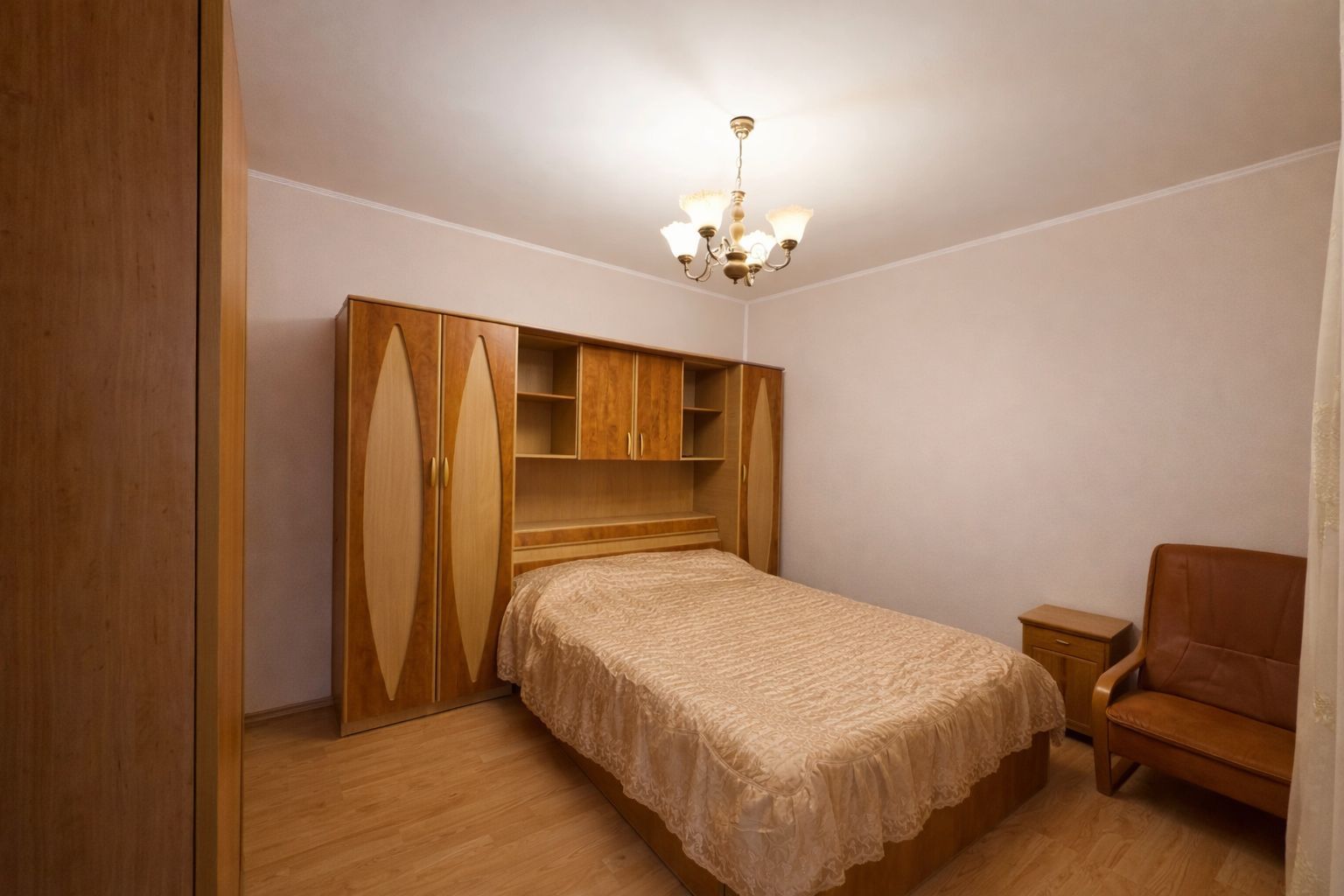 Casa cu teren 1250 m Matei Millo - Poză 4